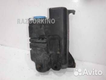 Бачок омывателя Ниссан