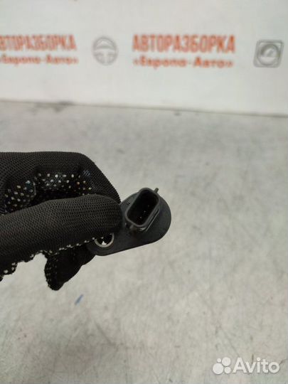 Датчик положения коленвала Nissan Qashqai J10 2 Л