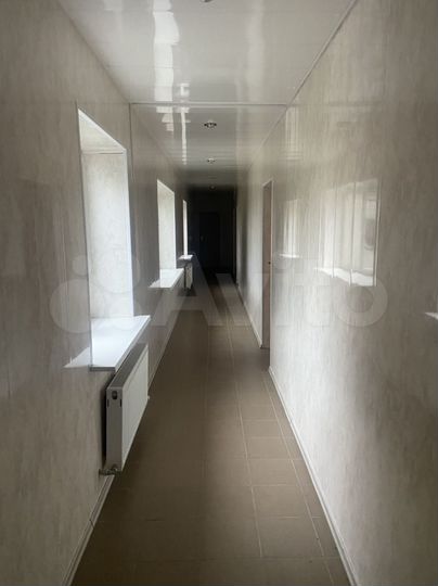 Здание, 700 м²