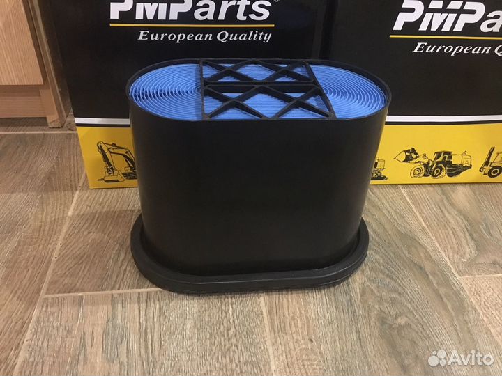 Фильтр воздушный на JCB 32/925682