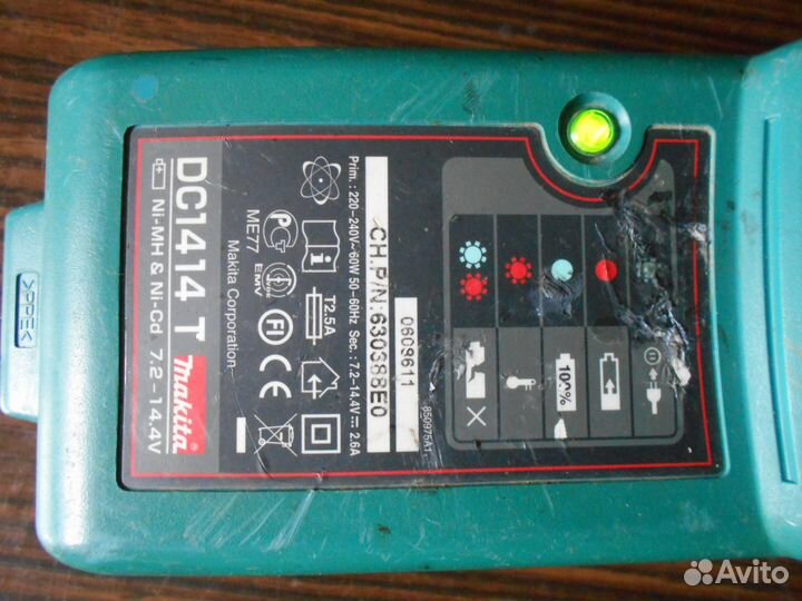 Зарядное устройство Makita DC1414 T