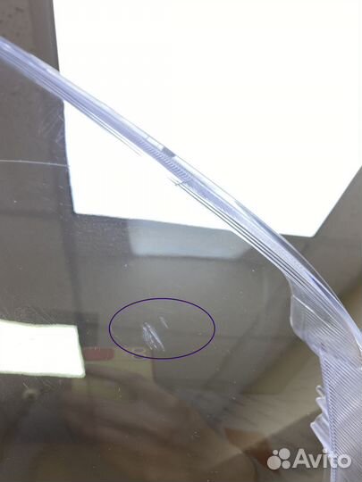 Стекло фары Nissan Patrol 2014-2021 левое 0129