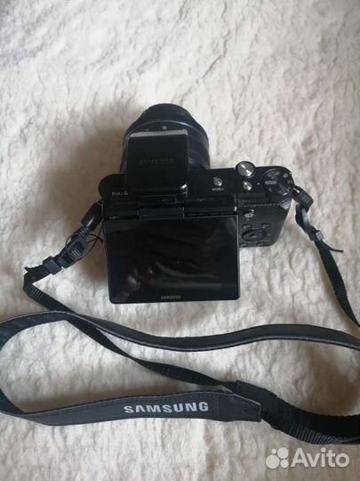 Фотоаппарат Samsung NX3300