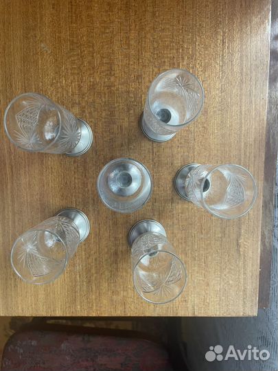 Хрустальные рюмки