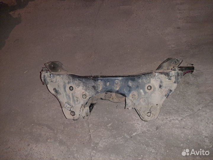Балка задняя Nissan Qashkai