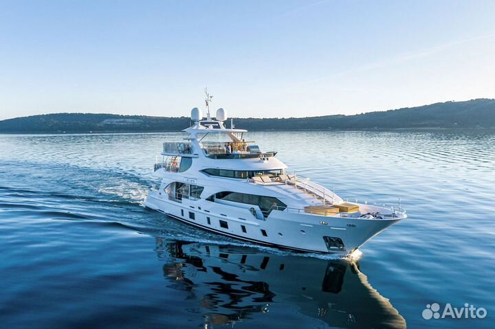 Моторная яхта Benetti 108 Tradition Supreme, 2017