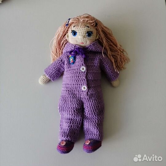 Кукла вязаная