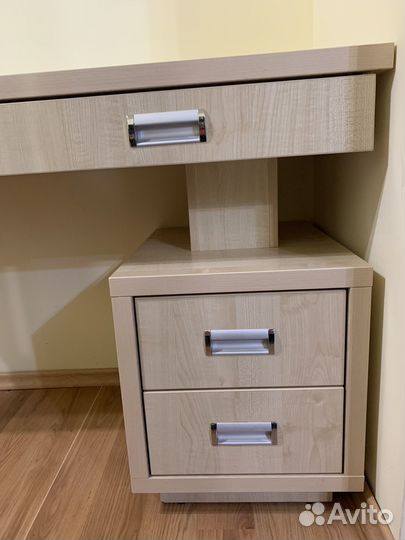 Письменный стол бу