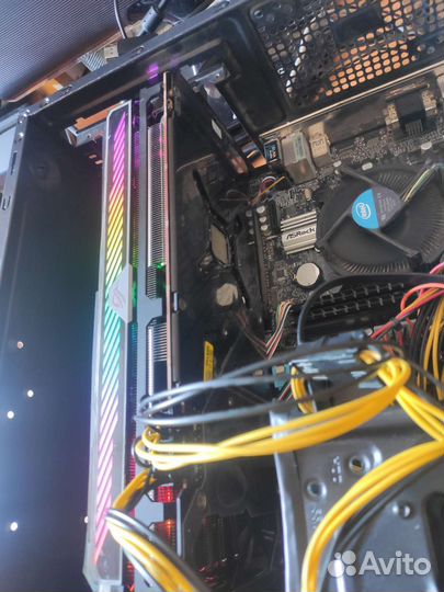 Asus ROG Strix RX 6800, RX 6700 XT TUF Gaming