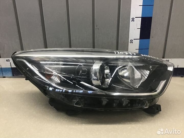 Фара правая Renault Kaptur 2016