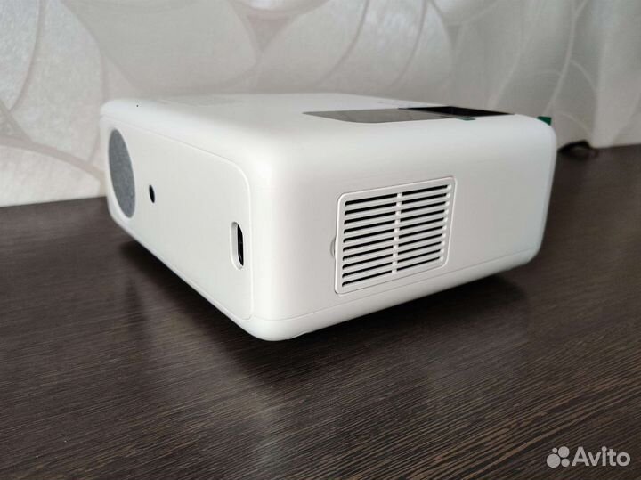 Новый проектор Thundeal TD93 Pro