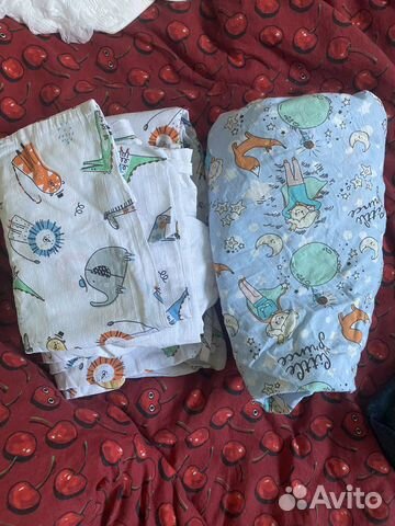 Постельное белье в детскую кроватку на резинке