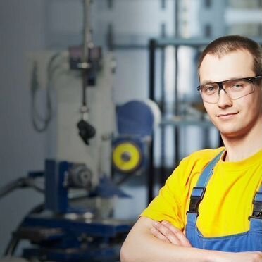 Рабочие на производство вахта с проживанием