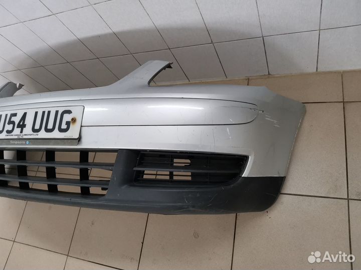 Оригинальный передний бампер VW Touran