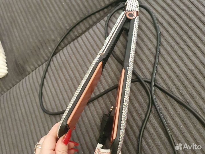 Утюжок для волос