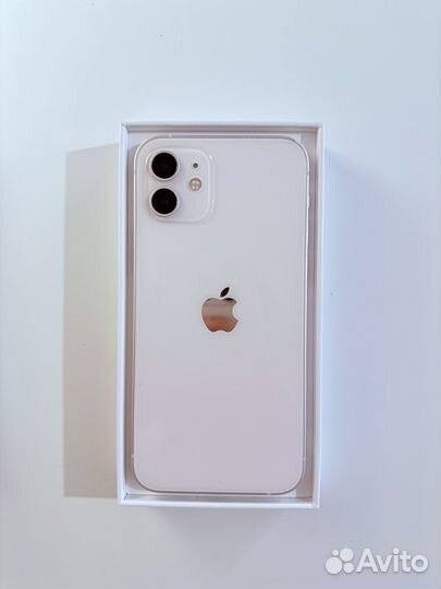 iPhone 12, 64 ГБ