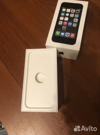 Коробка от iPhone 5s