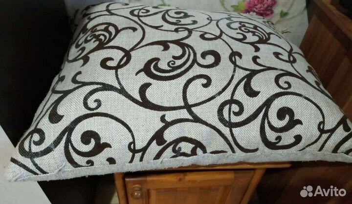 Подушка, полотенце, думочка, ковры