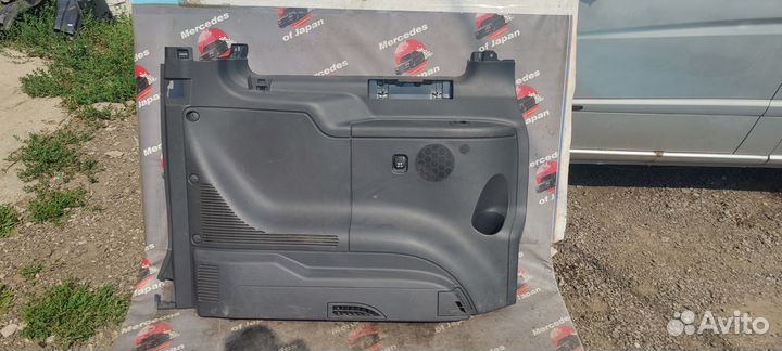 Обшивка багажника w639 Mercedes-Benz Viano левая