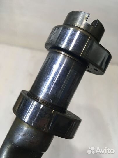 Распредвал впускной Ауди А6 С6 3.2 AUK