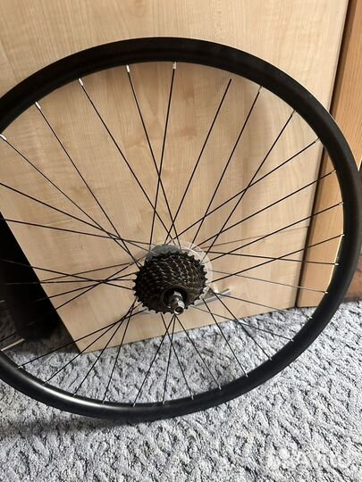 Колесо заднее 29 на 32спицы 8скоростей нов