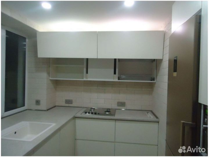 Угловая кухня на заказ Мойка в подарок