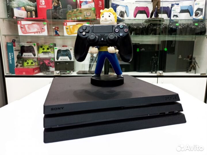Игровая консоль PS4 Pro