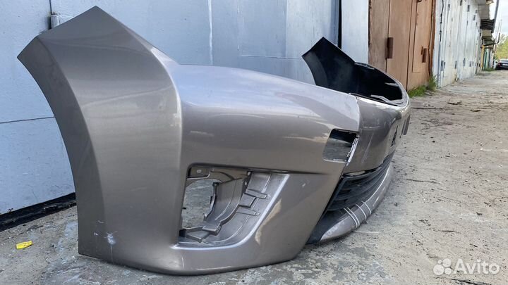 Бампер передний оригинал toyota corolla e170-e180