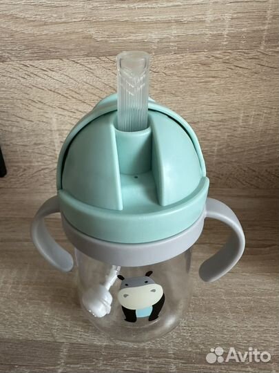 Поильник с трубочкой