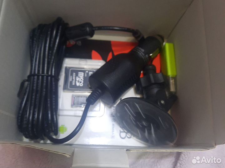 Автомобильный видеорегистратор LR57