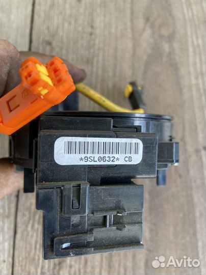 Шлейф подрулевой Toyota Avensis T250 Авенсис