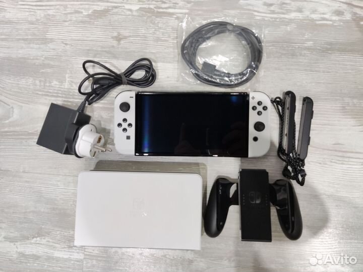 Nintendo Switch oled 1Tb прошитая чип