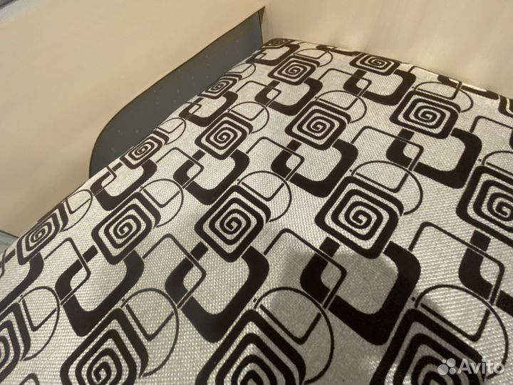 Продам детскую кровать 160*70