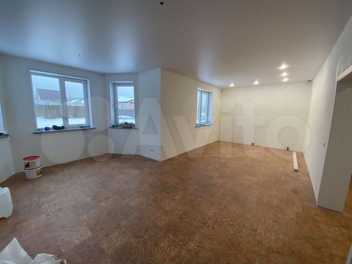 Дом 206,5 м² на участке 10,6 сот.