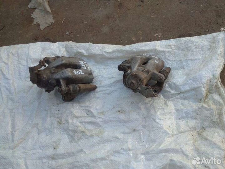 Суппорт тормозной задний. Peugeot 307