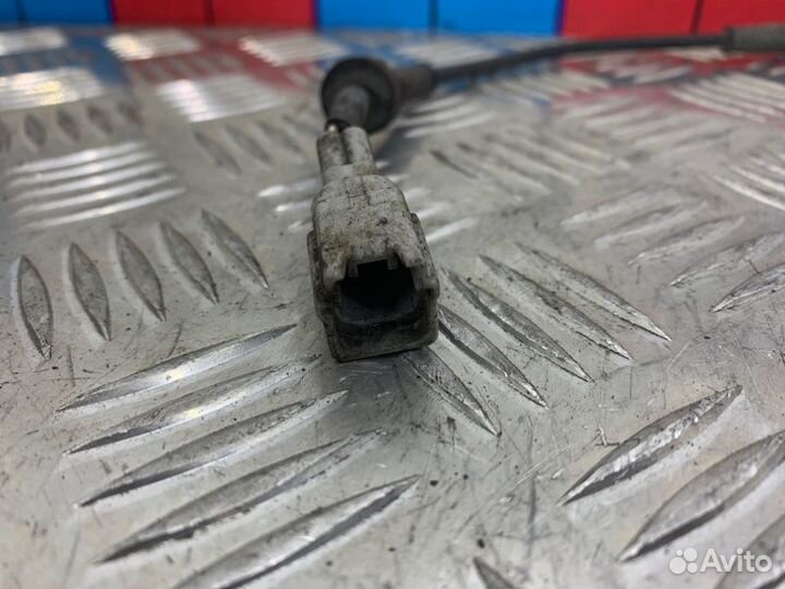 Датчик ABS задний правый Nissan X-Trail T30 QR20DE