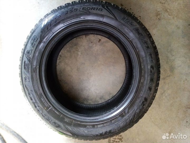 Goodyear Wrangler HP All Weather 255/60 R18