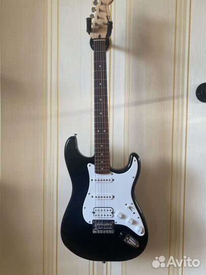 Электрогитара