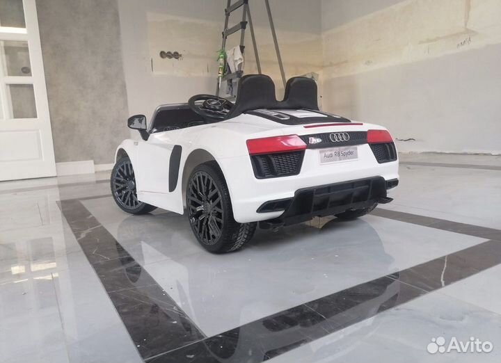 Детский электромобиль бу