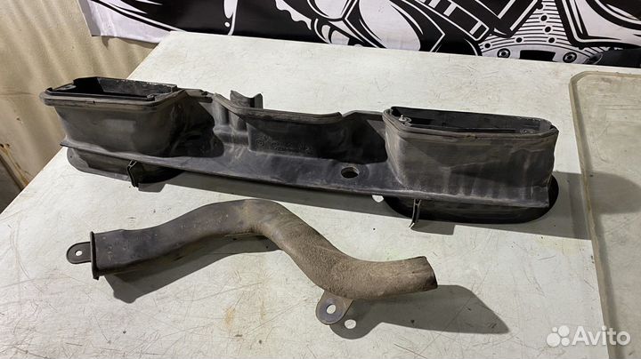 Воздухозаборник воздушного фильтра BMW 7 E38