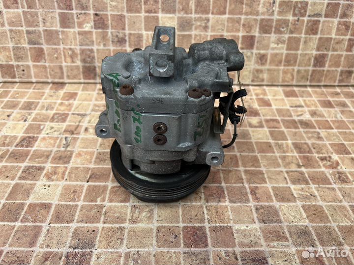 Компрессор кондиционера Subaru Forester 2002-2008