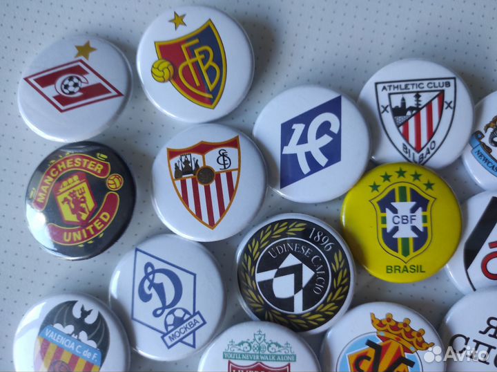 Футбольные значки, значки футбольных клубов