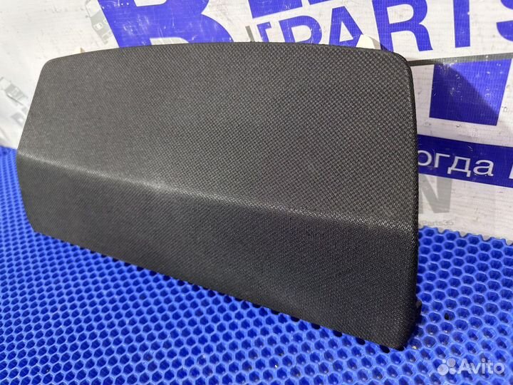 Накладка стоп сигнала BMW F10 черная