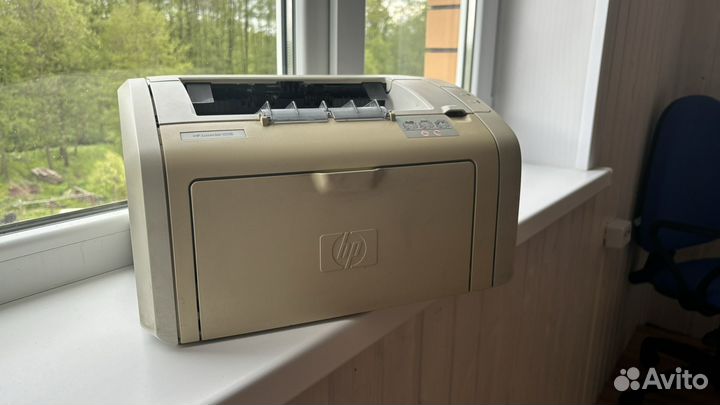 Принтер лазерный hp