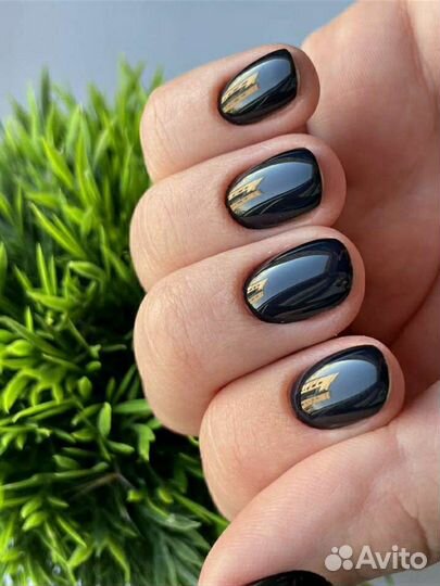 Маникюр педикюр