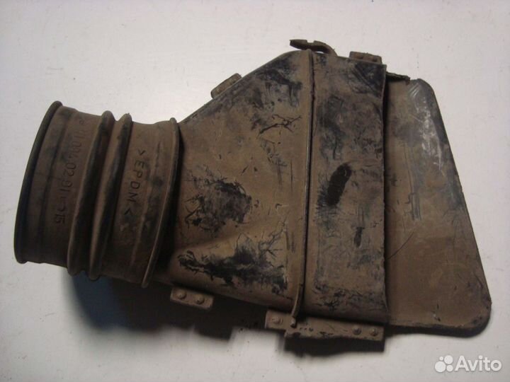 Воздухозаборник W124 A1245280804