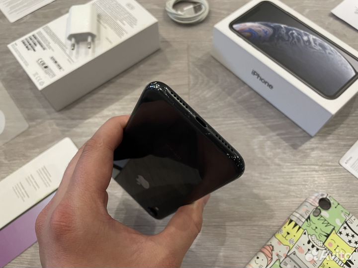 iPhone Xr, 64 ГБ