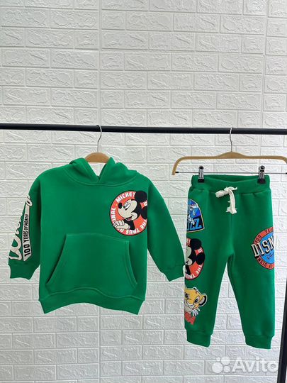 Одежда для девочек и мальчиков