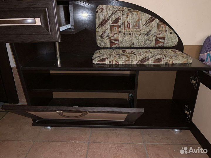 Тумба для обуви в прихожую