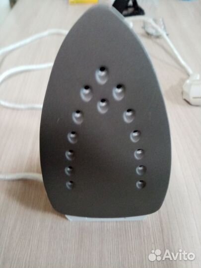 Дорожный утюг Trony